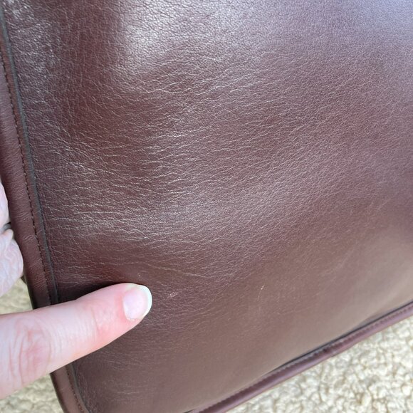 SOLD**Vintage Coach GUC Stewardess  Bag 9525,  in Mahogany, - Picture 12 of 15